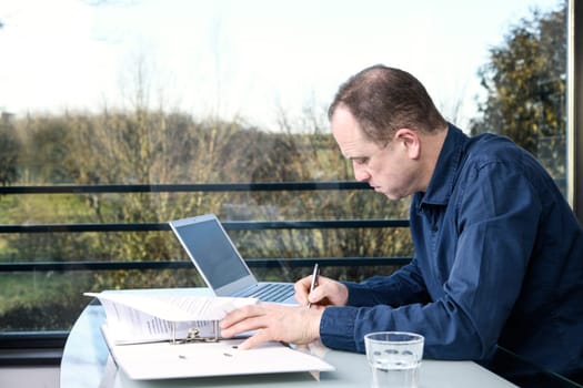 young business man at his desk working
