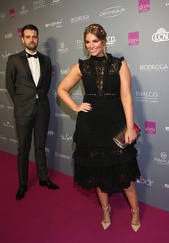 Angelina Kirsch und Freund Mario Dornbach,. Verleihung des Gloria-Deutschen Kosmetikpreises 2018 im Hilton Düsseldorf