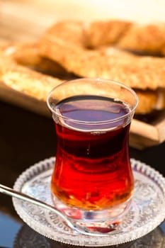 Sesame ring with Butter and tea