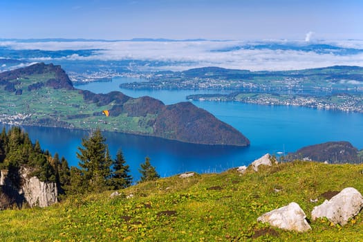 View over lake Vierwalstättersee