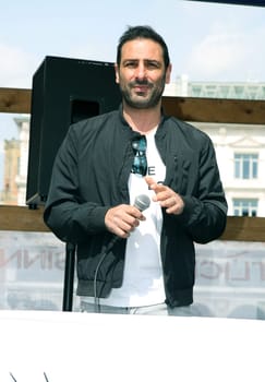 Volkan Baydar ,. The Action Alliance against Animal Experiments and animal rights initiative Hamburg called for a large demonstration (about 500 participants) against animal torture at the UKE and for modern animal-free research with prominent comrades-in-arms. The action took place as part of the International Day for the Abolition of Animal Experiments at the Town Hall - .28.04.2018.