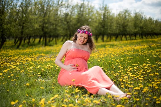 Meadow, Spring, Young beautiful pregnant woman
