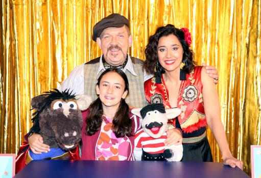 Dietmar Baer ,Mavi Bosse and Dorka Gryllus,. Photo Opportunity of Sesame Street _ Alarm at the Circus at the Abrax Kadabrax Circus Tent Hamburg-Osdorf on 18.07.2018