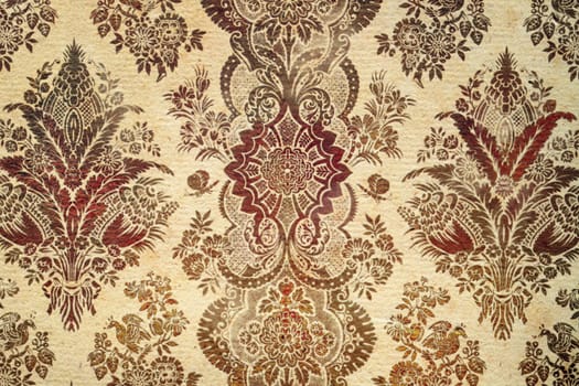Beautiful seamless floral pattern on grunge background