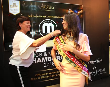Ines Klemmer and   Pricilla Klein,  Miss Hamburg 2018 Winner ,.Miss & Mister Hamburg modelcontest   2018 at the  Europapassage Hamburg . 31.08.2018