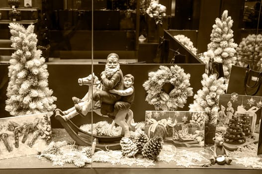window showcase christmas decoration season festive vintage