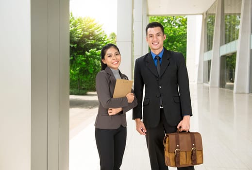 Portrait of asian business team standing at outdoor