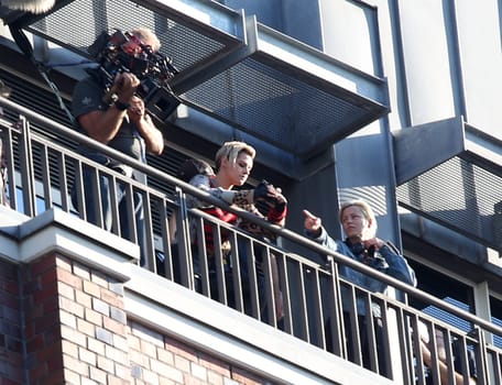 Elizabeth Banks ,Kristen Stewart and Crew ,.filming 3 Angel for  Charlie  at the  Fleet Island Hamburg