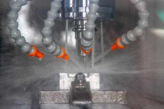 cnc machine center cutting metal  millin industrial