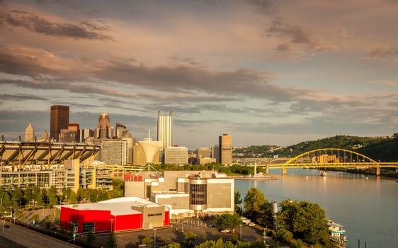 View of downtown Pittsburgh skyline from the Ohio River