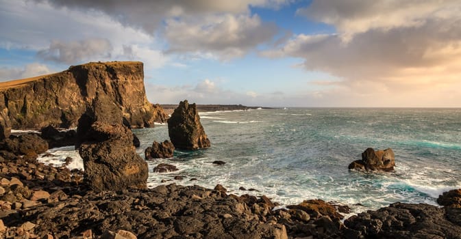 Scenic view of southern coast of Iceland and Northern Atlantic