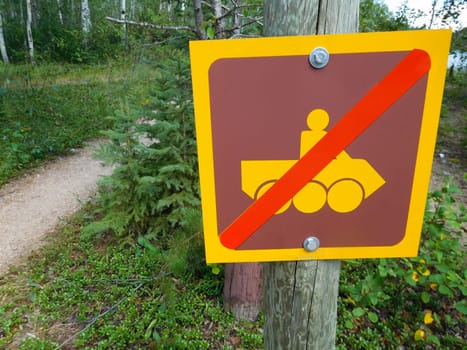 No Recreational Vehicle Use on Trail.