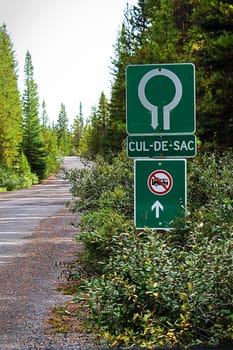 A Cul-De-Sac and No RV entry sign.