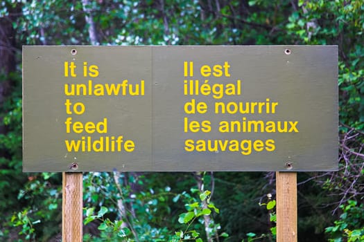 And it is unlawful to feed wildlife sign.