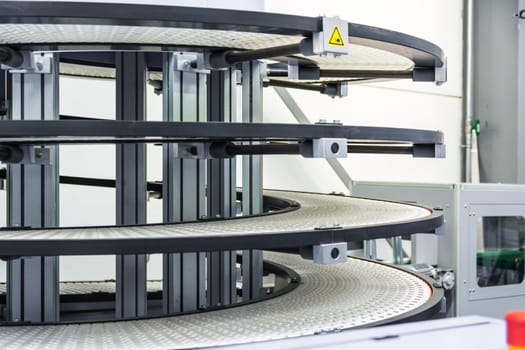 Factory Conveyor Belt Spiral Transportation Empty Idle Company Industrail Machine Book FInishing Line
