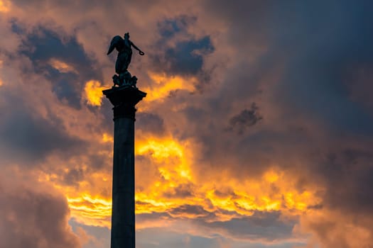 Stuttgart Schlossplatz Fiery Sunset Silhouette Anniversary Statue Top Detail German Architecture Afternoon Dramatic