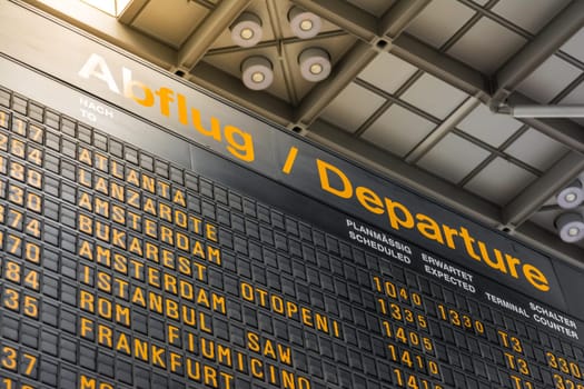 German Airport Abflug Departures TImetable Schedule Sign Information
