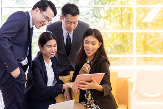 Business people having a conversation in the cafe on coffee time
