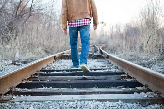 railway road to horizon