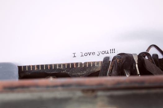 I love you message type on old typewriter