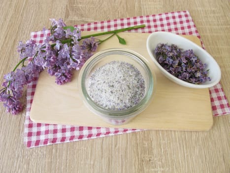 Sugar with lilac flowers
