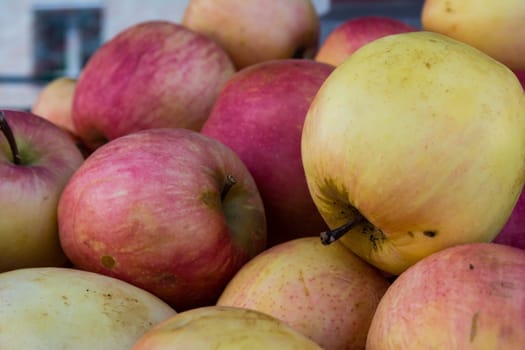 Bunch Apples Yellow Red Daytime Farmer Market Texture