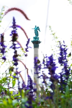 Stuttgart Siegesaeule Schlossplatz Column Statue Flowers Ground Grass Travel Destination Europe Architecture