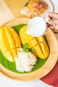 mango with sticky rice and coconut milk