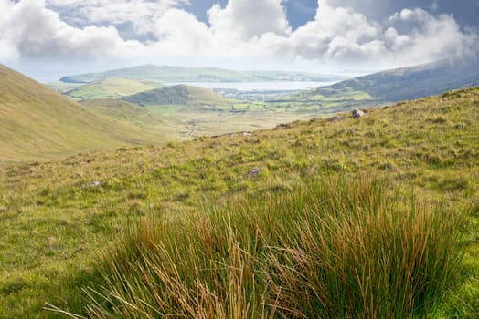 scenic view of the mountains on the kerry way in county kerry ireland
