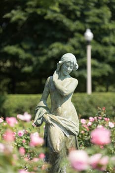 Portrait of Dove Girl statue at Grant Park Chicago