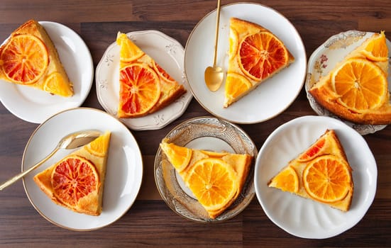 Fruity sponge cake with fresh candied oranges