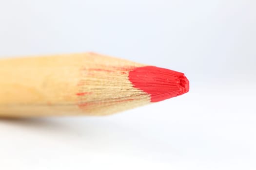 Crayons with wooden sheath suitable for grinding and drawing