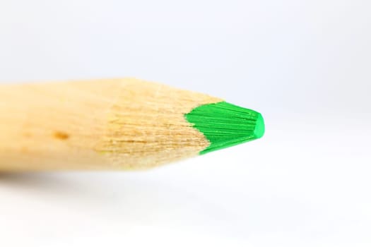 Crayons with wooden sheath suitable for grinding and drawing