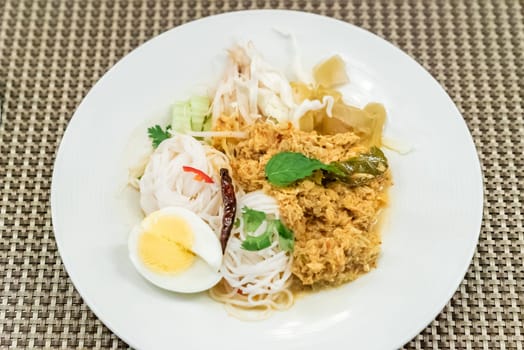 Thai Rice Noodles with crab meat in Fish and Anchovy Curry Sauce