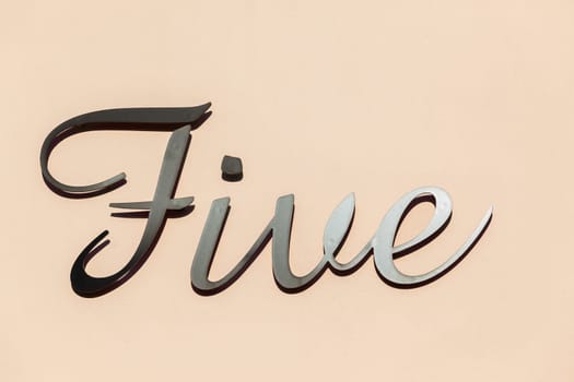 Number five sign metal plate decor