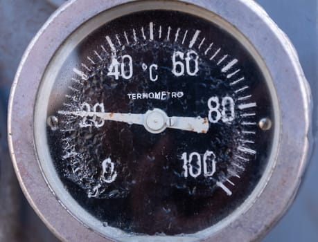 Temperature indicator showing degrees Celsius, symbolically an alteration of the global average temperature and increase in humidity, concept of climate change