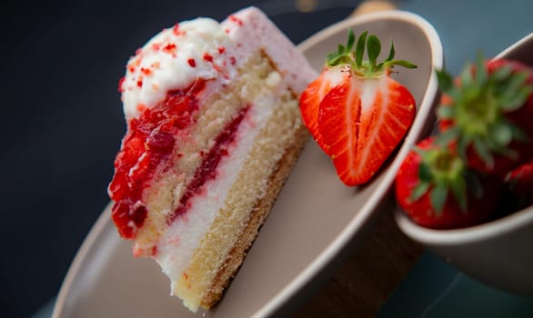 Strawberry Cake