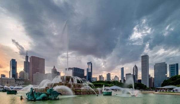 Buckingham fountain in Grant Park, Chicago, USA.