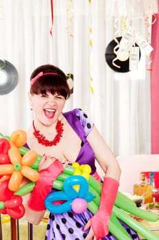 Happy brunette in retro style with bouquet of balloons