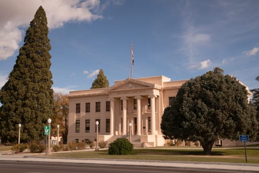 The county courthouse in Independence California