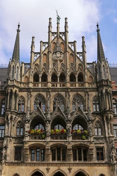 Middle section of the south front of the New Town Hall in Munich