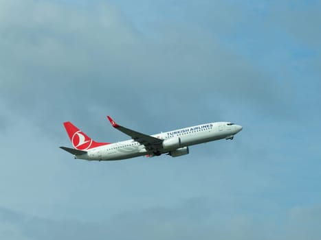 passenger aircraft Boeing 737-800