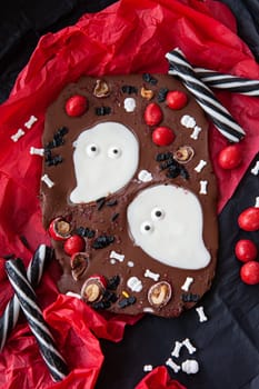 Scary homemade chocolate bark for a Happy Halloween