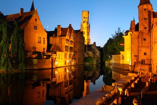 The night waterways of Bruges in Belgium