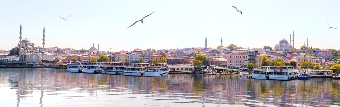 Eminonu Mosques, beautiful panorama of Istanbul, Turkey.