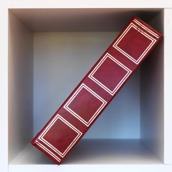 A conceptual image utilising a spall storage space