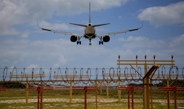 SALVADOR, BAHIA / BRAZIL - November 7, 2019:Tam Linhas Aéreas Airbus is seen while approaching the runway at Salvador (BA) airport. (Joa Souza / Panthermedia).