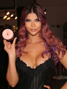 Eroticmodel Micaela Schaefer at the erotic fair Venus 2019 in Berlin