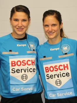 DHB handball referees Meike Merz and Tanja Kuttler