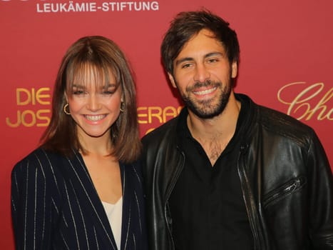 25 Jose Carreras Gala LOTTE and Max Giesinger on the occasion of the 25th Jose Carreras Gala 12.12.19 Leipzig